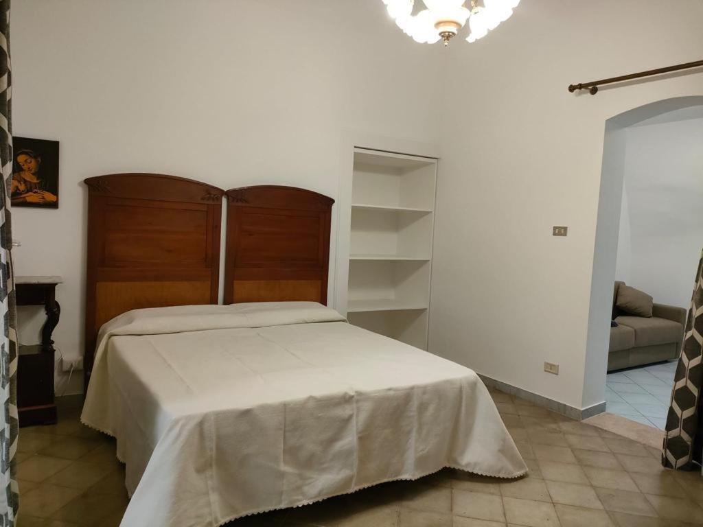Apartamento Giardino A Mare Bari Exterior foto